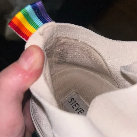 Steve Madden white sneakers - Picture 4 of 5